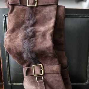 COACH MAZUR OVER THE KNEE CHOCOLATE SUEDE FUR BUCK